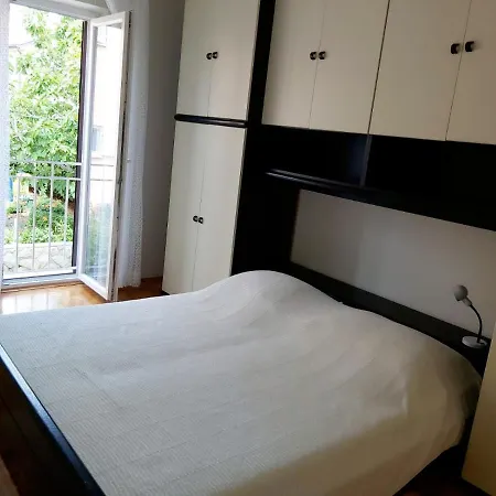 Apartment Nina Krk Town